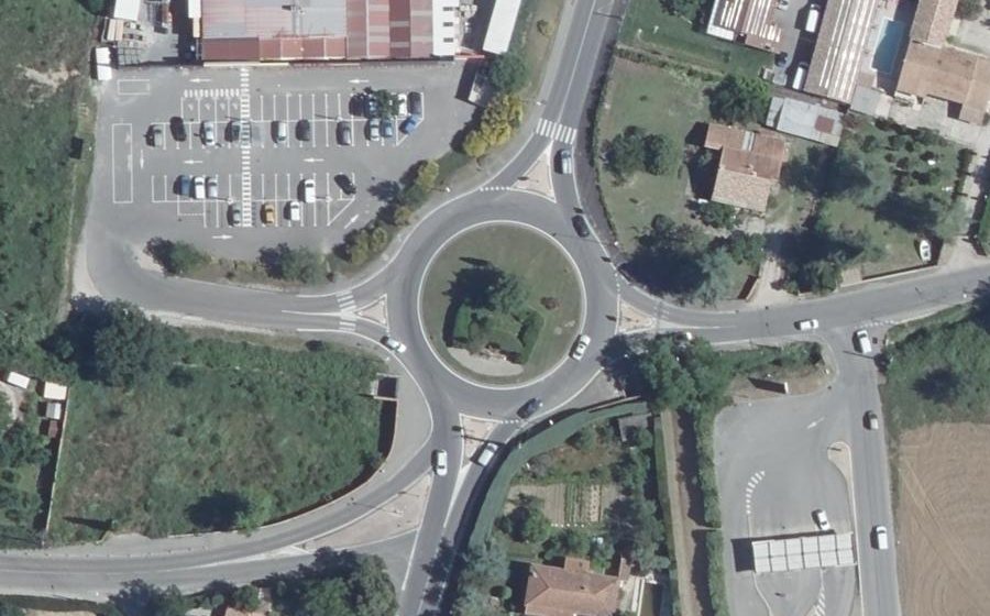 Vue aérienne du Rond-point anonyme n°5065985