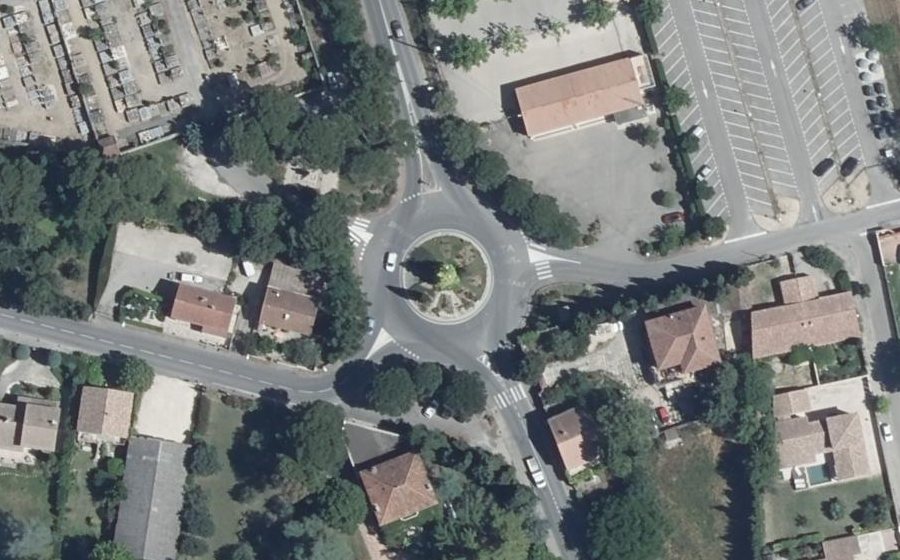 Vue aérienne du Rond-point anonyme n°5065987