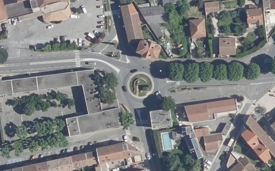 Vue aérienne du Rond-Point des Côtes du Rhône