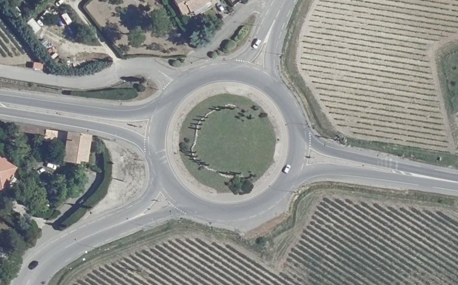 Vue aérienne du Rond-point anonyme n°5065992