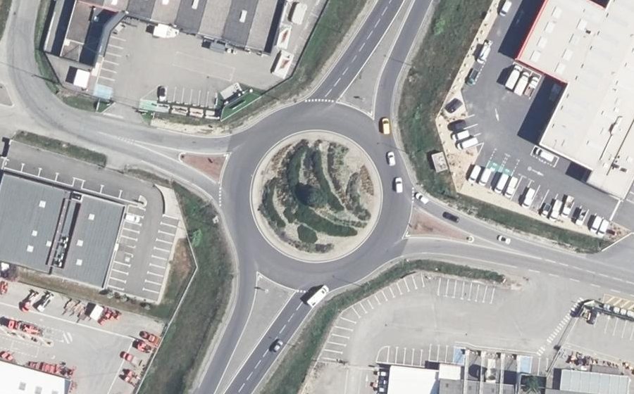 Vue aérienne du Rond-point anonyme n°5069620