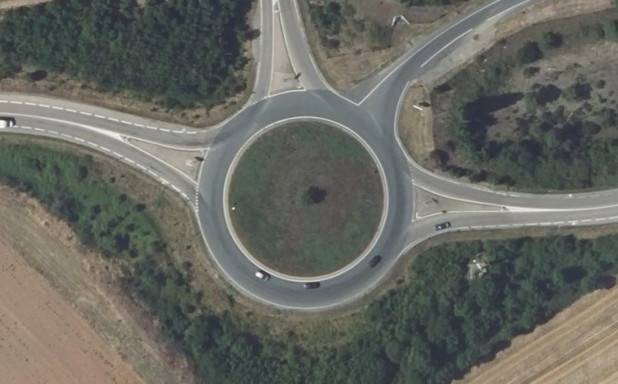 Vue aérienne du Rond-point anonyme n°5069687