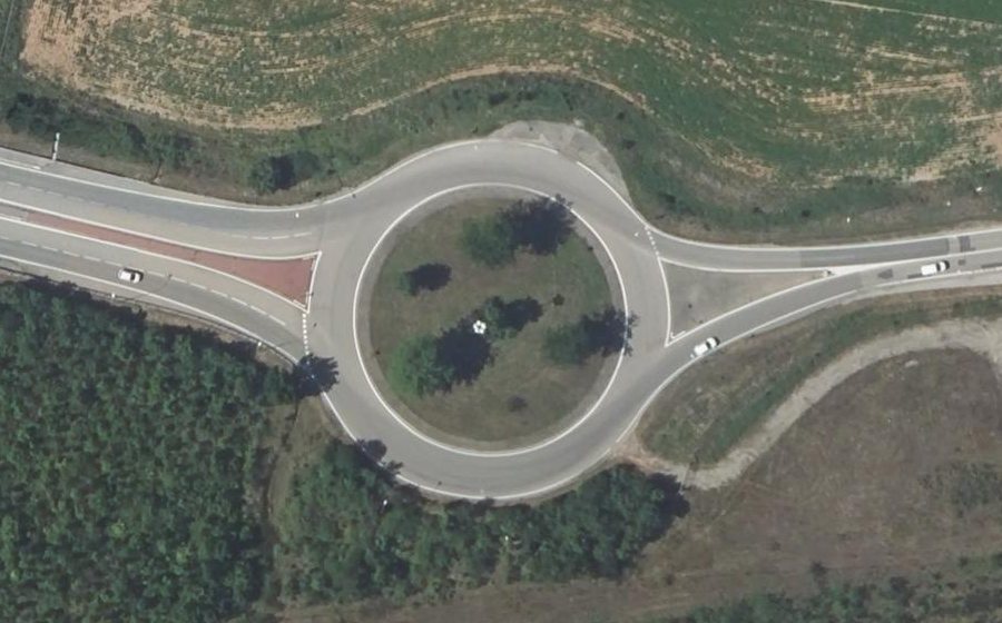 Vue aérienne du Rond-point anonyme n°5069688