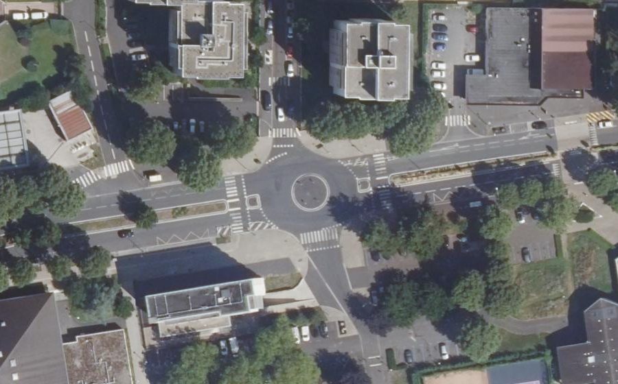 Vue aérienne du Rond-point anonyme n°507043471