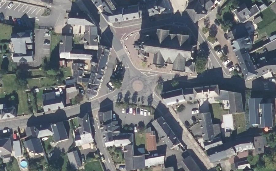 Vue aérienne du Rond-point anonyme n°5077953