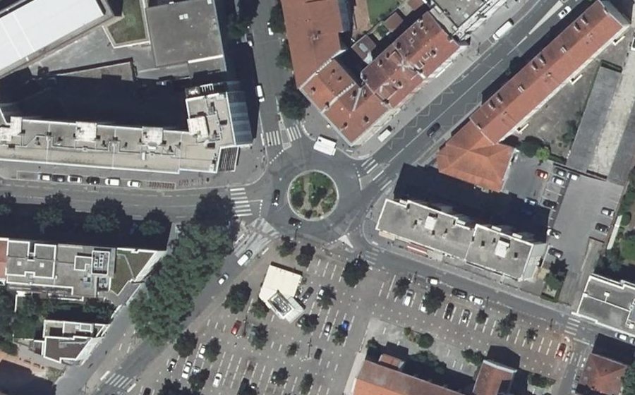 Vue aérienne du Rond-point anonyme n°5079029