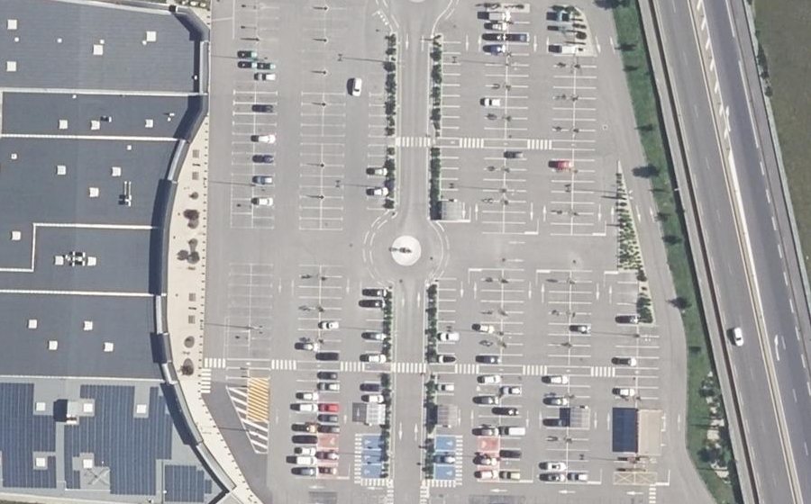 Vue aérienne du Rond-point anonyme n°507932441