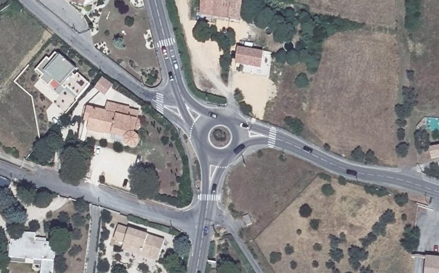 Vue aérienne du Rond-point anonyme n°50829500