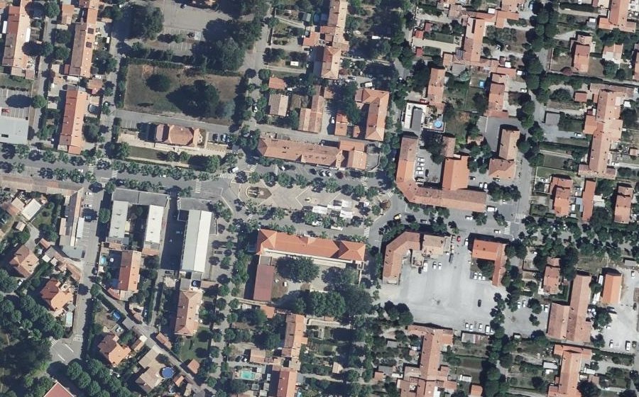 Vue aérienne du Rond-point anonyme n°50849368