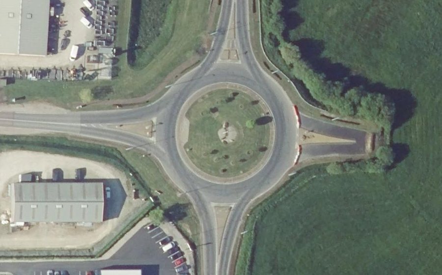 Vue aérienne du Rond-point anonyme n°5086570