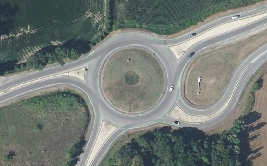 Vue aérienne du Rond-point anonyme n°5087476