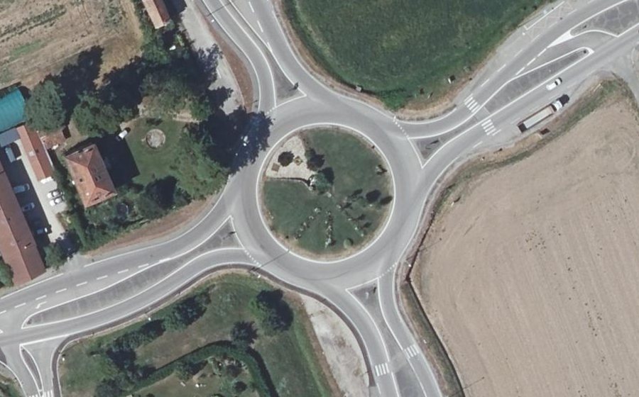 Vue aérienne des quatre routes