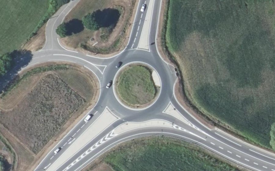 Vue aérienne du Rond-point anonyme n°5087591