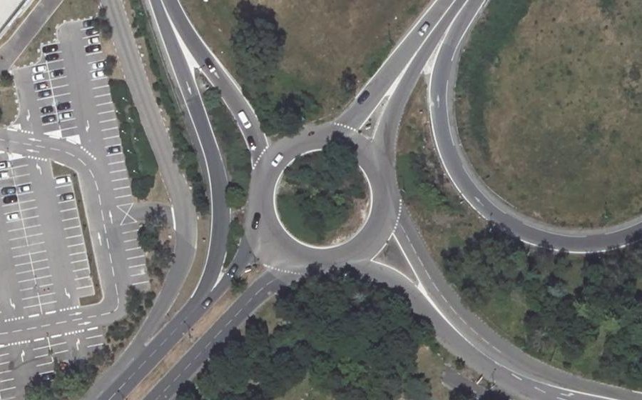Vue aérienne du Rond-point anonyme n°5088154