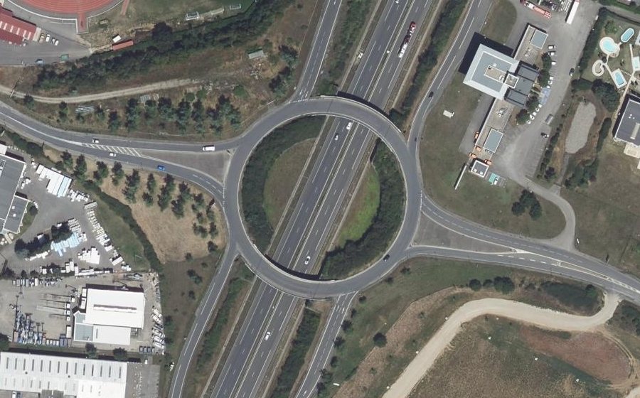 Vue aérienne du Rond-point anonyme n°5088997