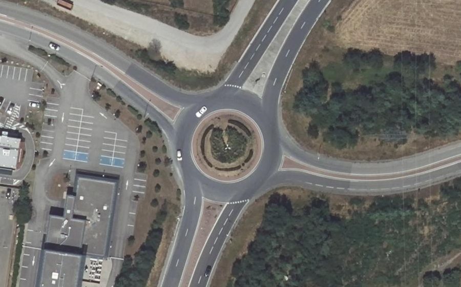 Vue aérienne du Rond-point anonyme n°5094443