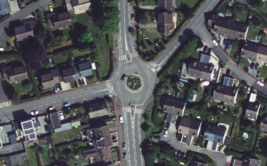 Vue aérienne du Rond-point anonyme n°509658098