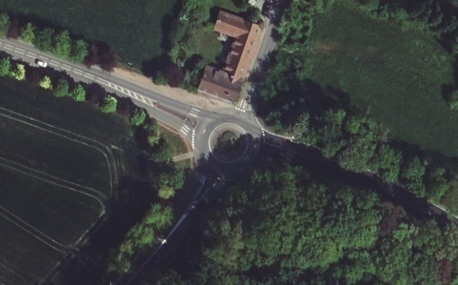 Vue aérienne du Rond-Point de la Chapelle au Lait Battu
