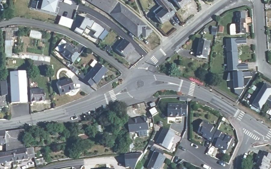 Vue aérienne du Rond-point anonyme n°510083779
