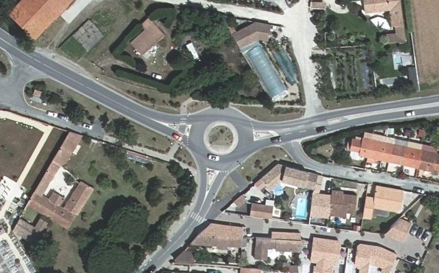 Vue aérienne du Route d'Ars