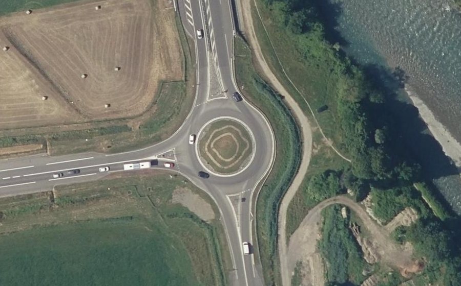 Vue aérienne du Rond-point anonyme n°5109091
