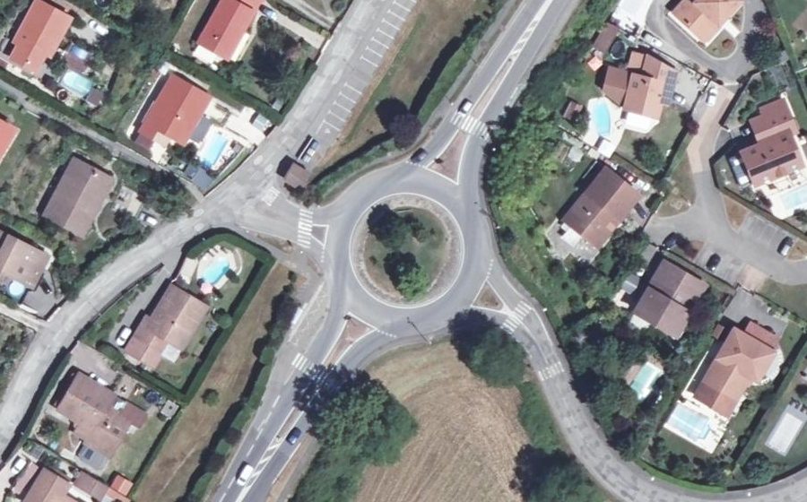 Vue aérienne du Rond-point anonyme n°5115538