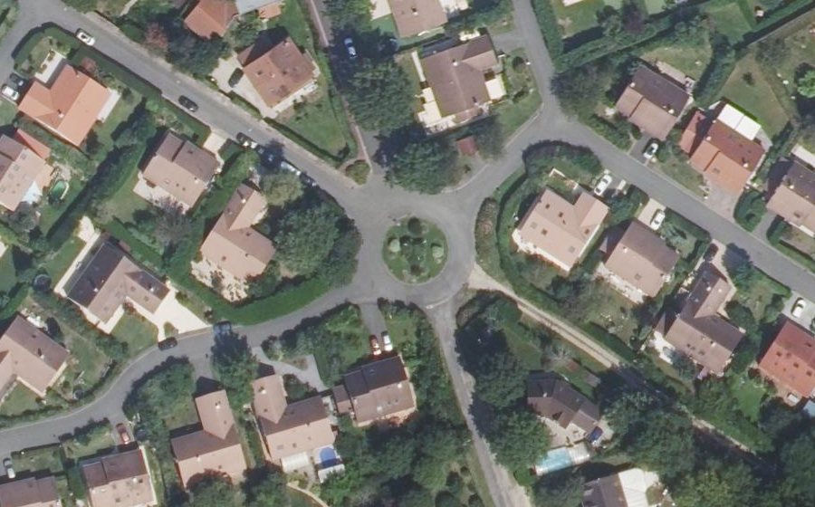 Vue aérienne du Rond-point anonyme n°51266714