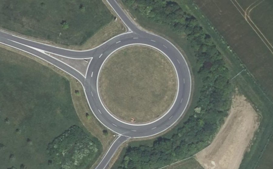 Vue aérienne du Rond-point anonyme n°5132879