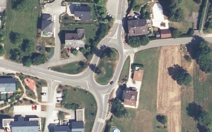 Vue aérienne du Rond-point anonyme n°5134055