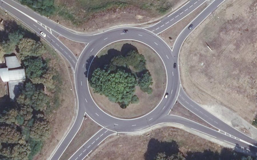 Vue aérienne du Rond-point anonyme n°51382003
