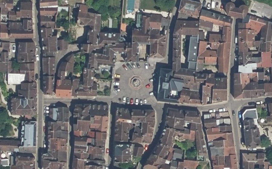Vue aérienne de la Place du Général Valet