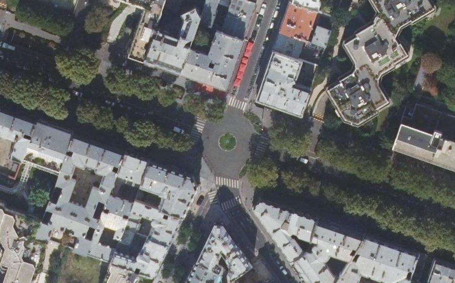 Vue aérienne du Rond-point anonyme n°517156310