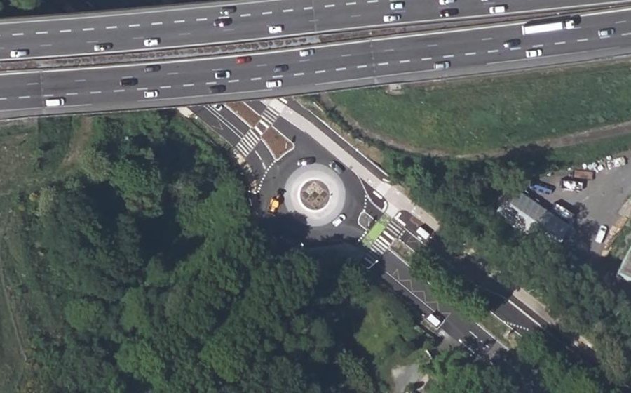Vue aérienne du Rond-point anonyme n°517500781