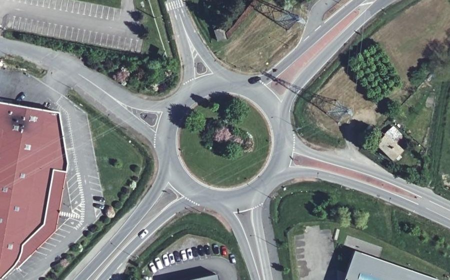 Vue aérienne du Rond-point anonyme n°5181867