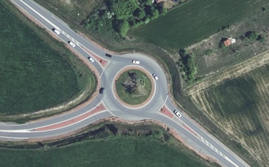 Vue aérienne du Rond-point anonyme n°5181878