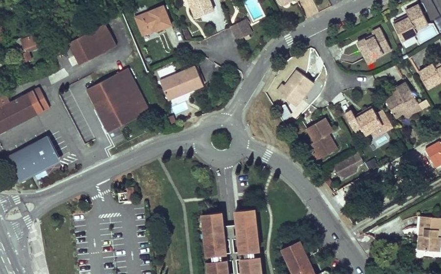 Vue aérienne du Rond-point anonyme n°5183098
