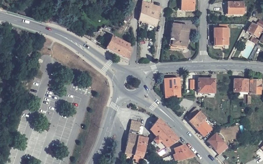 Vue aérienne du Rond-point anonyme n°5184400