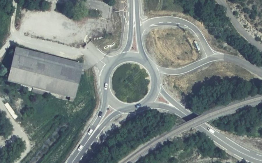 Vue aérienne du Rond-point anonyme n°5184404