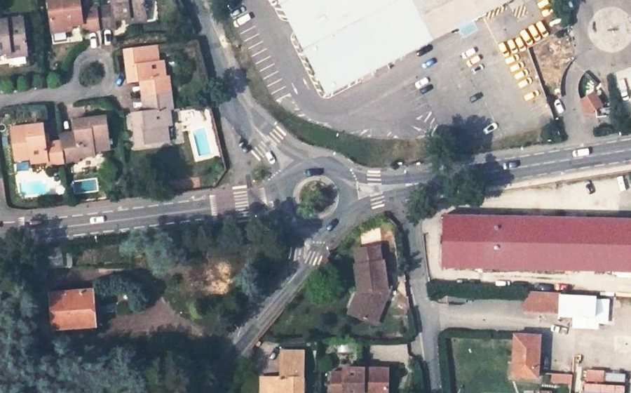 Vue aérienne du Rond-point anonyme n°5198526