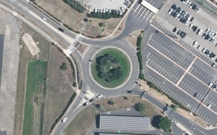 Vue aérienne du Rond-point anonyme n°5200990