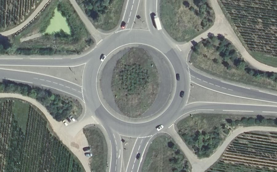 Vue aérienne du Rond-point anonyme n°5210437