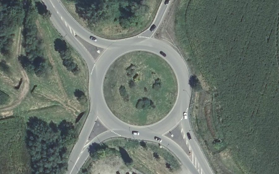 Vue aérienne du Rond-point anonyme n°5210495