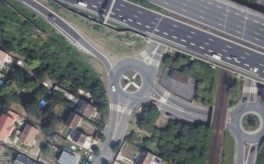 Vue aérienne du Rond-point anonyme n°5211596