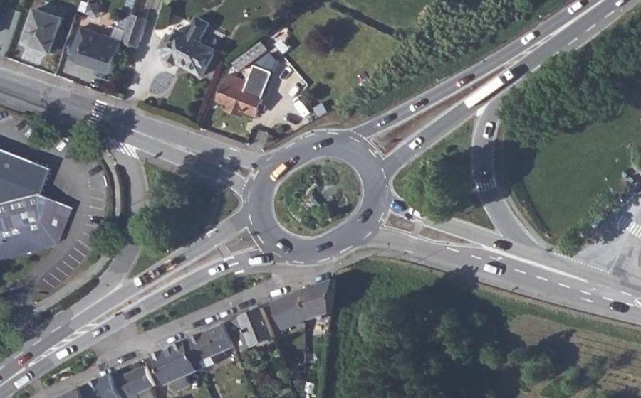 Vue aérienne du Rond-point anonyme n°5211830