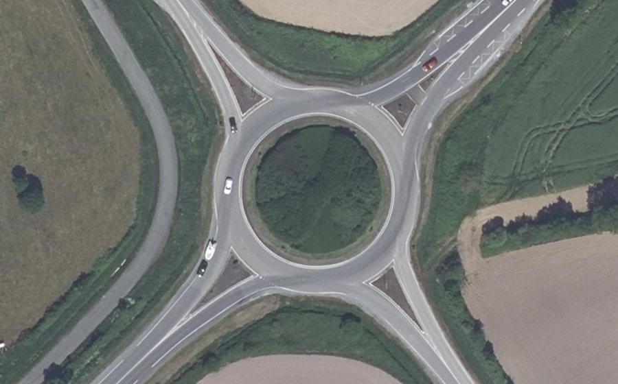 Vue aérienne du Rond-point anonyme n°5211834