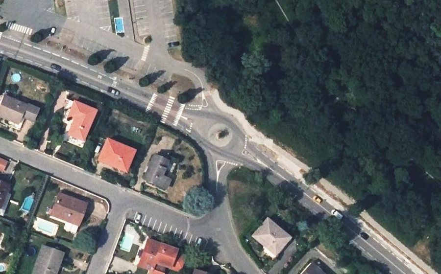 Vue aérienne du Rond-point anonyme n°5214303