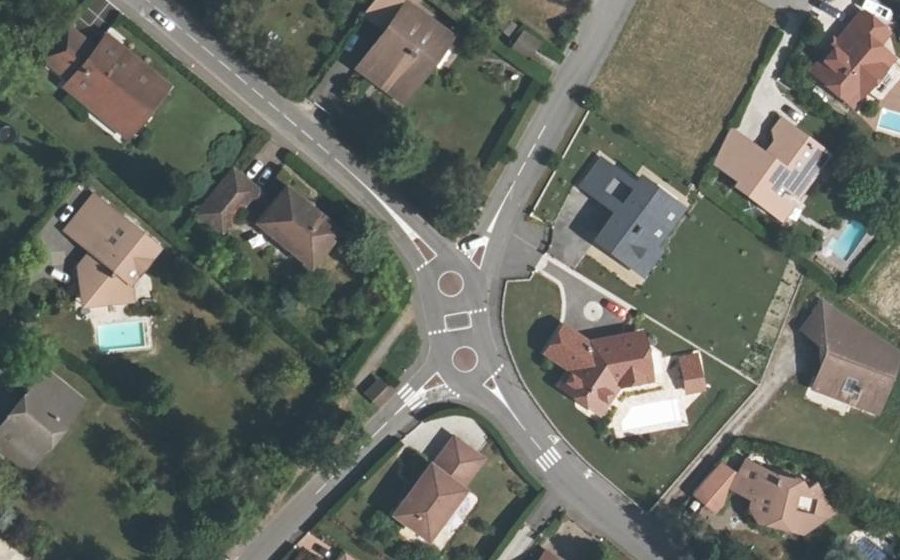 Vue aérienne du Rond-point anonyme n°5215641