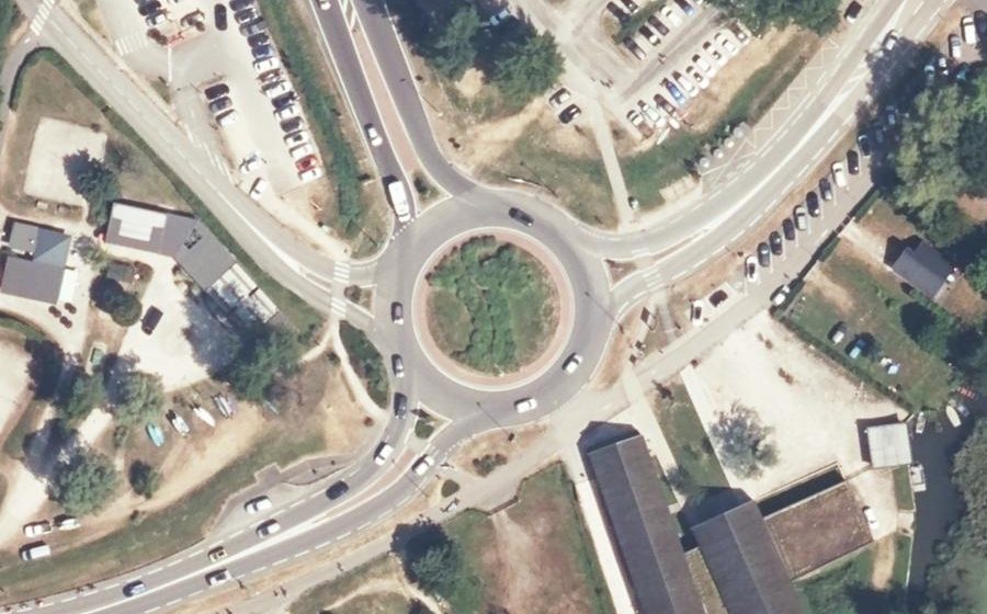 Vue aérienne du Rond-point anonyme n°5216313