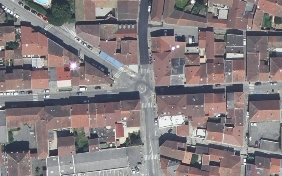 Vue aérienne du Rond-point anonyme n°5218889