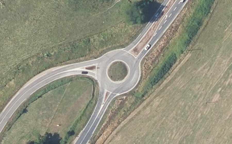 Vue aérienne du Rond-point anonyme n°52873289